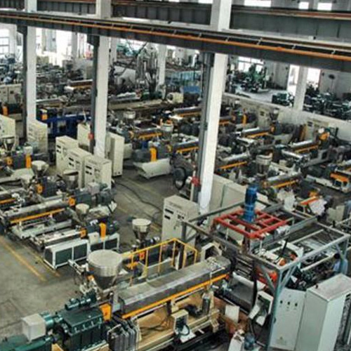 安庆工厂设备维修现场